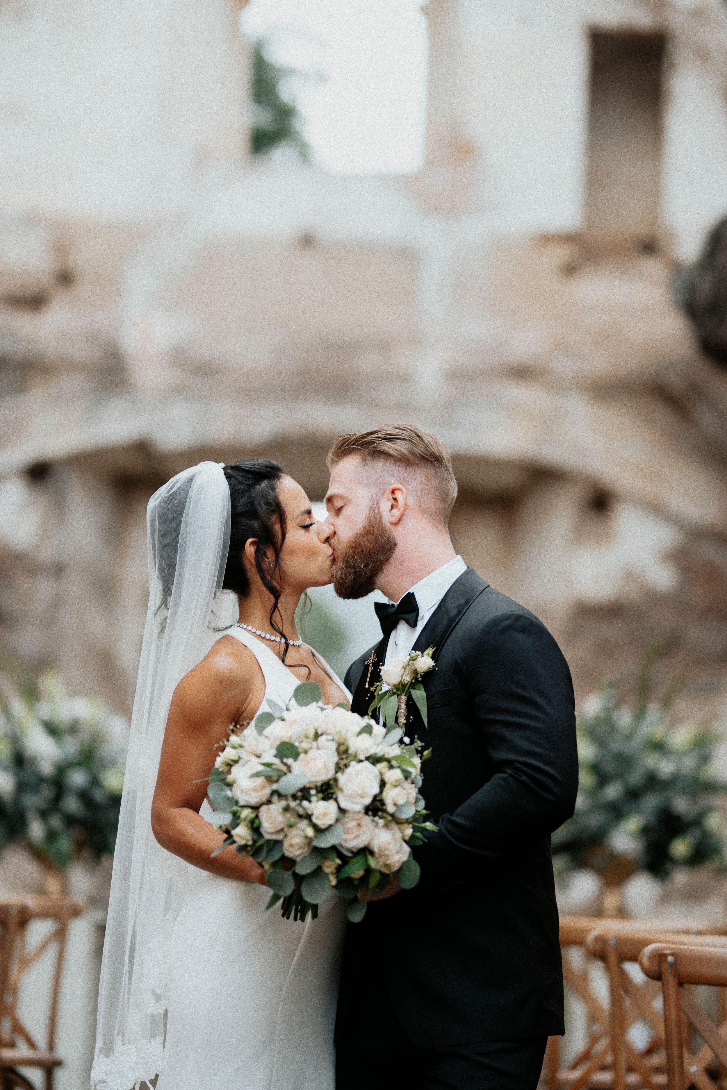 Retrato de una pareja en su boda